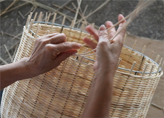 美爾家竹編燈制作工藝