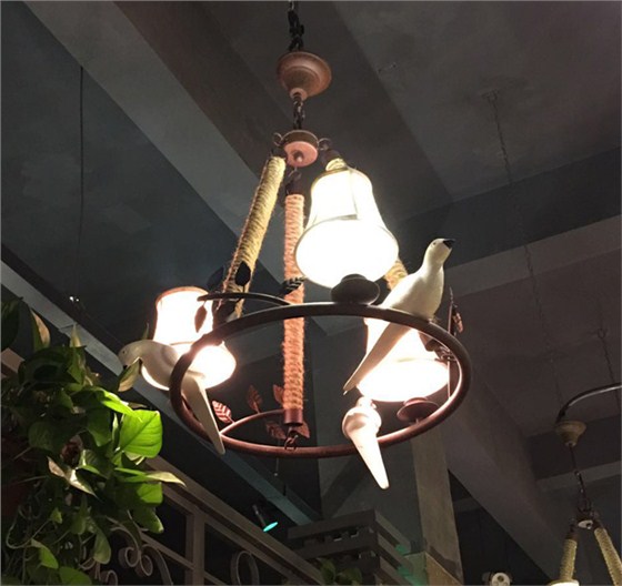 美爾家藤藝燈飾實(shí)拍圖