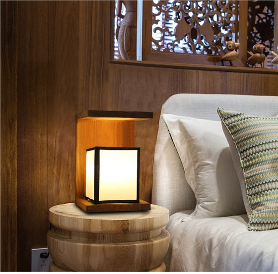 美爾家燈飾:木藝臺燈