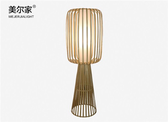 美爾家竹藝落地燈