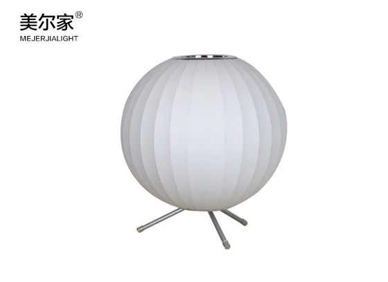 美爾家蠶絲臺燈