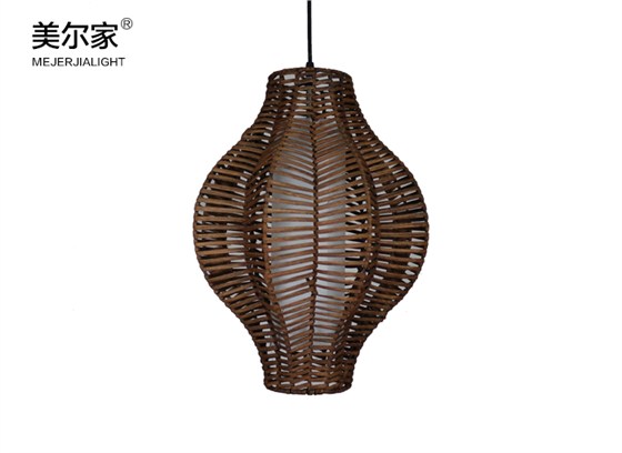 美爾家藤編吊燈