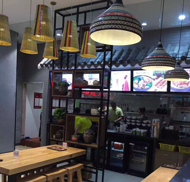 美爾家藤藝吊燈實拍圖