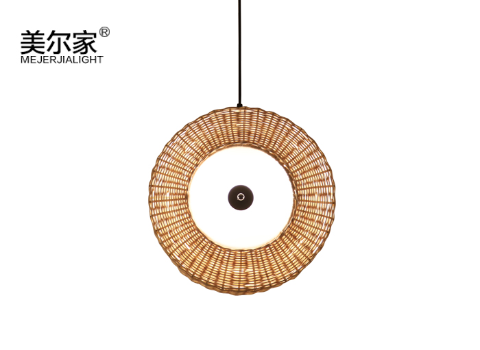 美爾家藤編吊燈