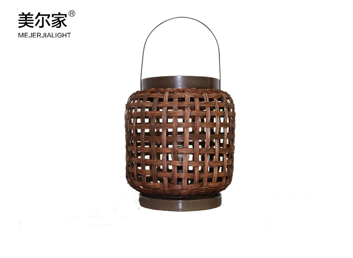 美爾家藤編臺燈